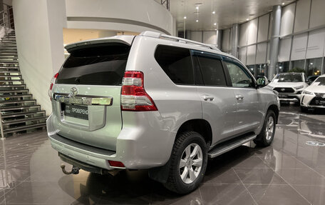 Toyota Land Cruiser Prado 150 рестайлинг 2, 2015 год, 3 379 000 рублей, 6 фотография