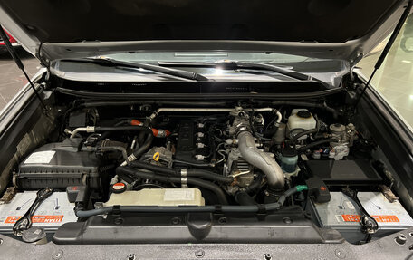 Toyota Land Cruiser Prado 150 рестайлинг 2, 2015 год, 3 379 000 рублей, 11 фотография