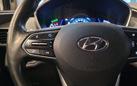 Hyundai Santa Fe IV, 2018 год, 2 780 000 рублей, 8 фотография