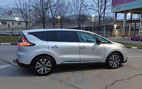 Renault Espace V рестайлинг, 2016 год, 1 650 000 рублей, 5 фотография