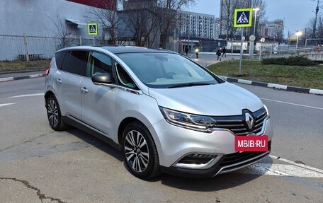 Renault Espace V рестайлинг, 2016 год, 1 650 000 рублей, 2 фотография