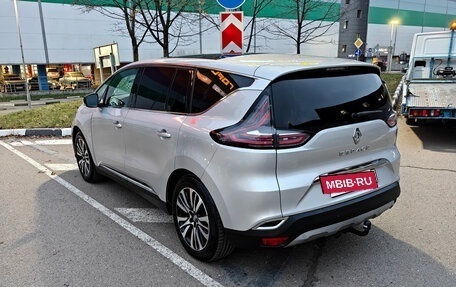 Renault Espace V рестайлинг, 2016 год, 1 650 000 рублей, 4 фотография