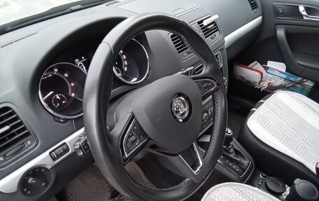 Skoda Yeti I рестайлинг, 2016 год, 2 000 000 рублей, 7 фотография