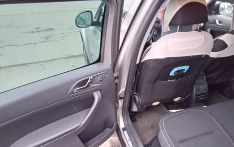 Skoda Yeti I рестайлинг, 2016 год, 2 000 000 рублей, 18 фотография