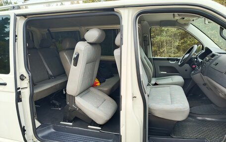 Volkswagen Transporter T5 рестайлинг, 2003 год, 980 000 рублей, 3 фотография