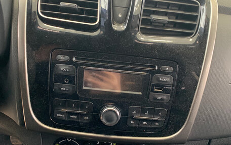 Renault Logan II, 2014 год, 597 000 рублей, 8 фотография