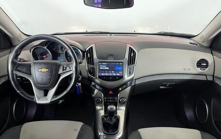 Chevrolet Cruze II, 2014 год, 736 000 рублей, 10 фотография