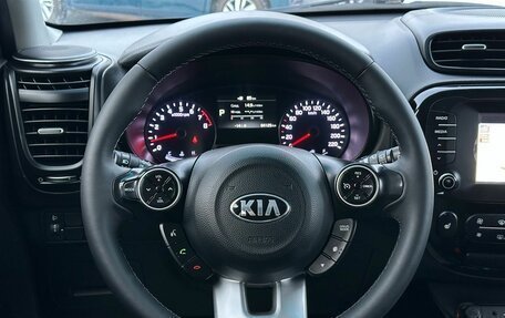 KIA Soul II рестайлинг, 2017 год, 1 799 000 рублей, 18 фотография