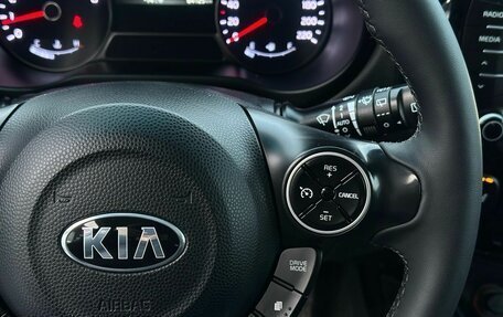 KIA Soul II рестайлинг, 2017 год, 1 799 000 рублей, 21 фотография