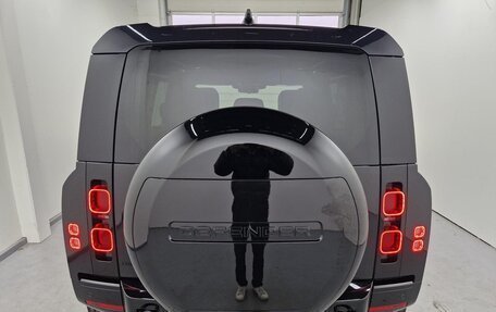 Land Rover Defender II, 2025 год, 19 150 000 рублей, 3 фотография