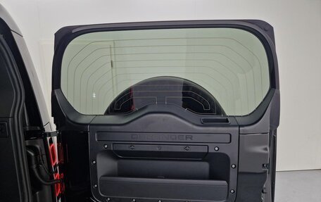 Land Rover Defender II, 2025 год, 19 150 000 рублей, 11 фотография