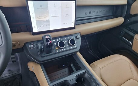 Land Rover Defender II, 2025 год, 19 150 000 рублей, 22 фотография