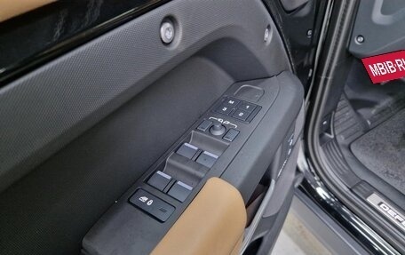 Land Rover Defender II, 2025 год, 19 150 000 рублей, 34 фотография