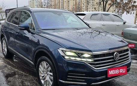 Volkswagen Touareg III, 2018 год, 4 100 000 рублей, 1 фотография