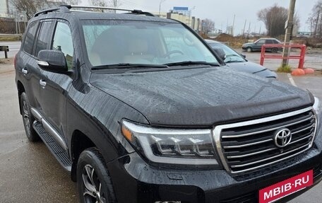 Toyota Land Cruiser 200, 2014 год, 3 400 000 рублей, 1 фотография