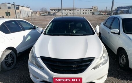 Hyundai Sonata VI, 2012 год, 1 000 000 рублей, 1 фотография
