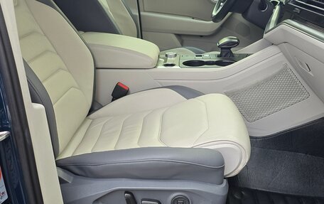 Volkswagen Touareg III, 2018 год, 4 100 000 рублей, 8 фотография