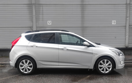 Hyundai Solaris II рестайлинг, 2015 год, 1 099 000 рублей, 4 фотография