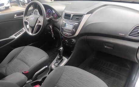 Hyundai Solaris II рестайлинг, 2015 год, 1 099 000 рублей, 10 фотография