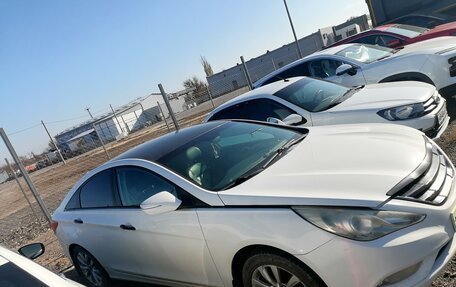 Hyundai Sonata VI, 2012 год, 1 000 000 рублей, 4 фотография