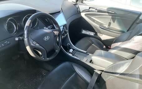 Hyundai Sonata VI, 2012 год, 1 000 000 рублей, 7 фотография