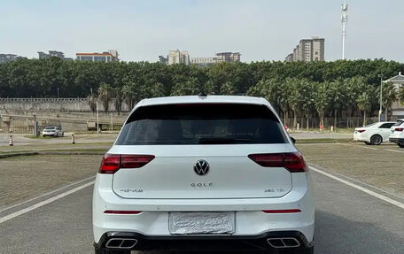 Volkswagen Golf VIII, 2022 год, 1 790 998 рублей, 7 фотография