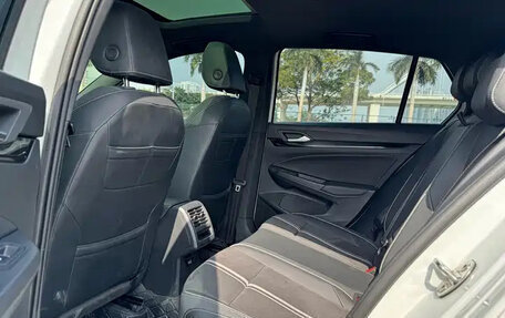 Volkswagen Golf VIII, 2022 год, 1 790 998 рублей, 15 фотография