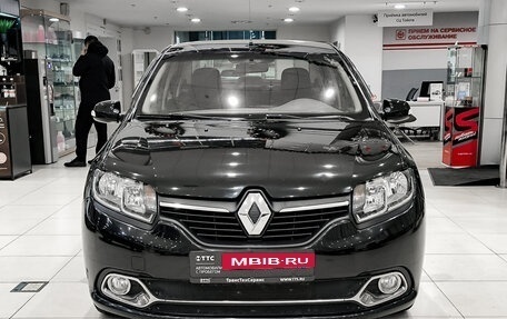 Renault Logan II, 2017 год, 750 000 рублей, 2 фотография