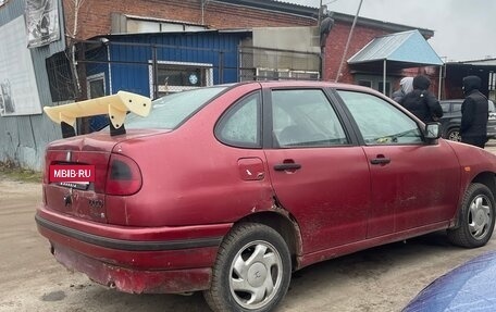 Volkswagen Polo III рестайлинг, 1996 год, 80 000 рублей, 4 фотография
