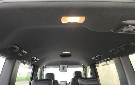 Honda Stepwgn, 2022 год, 2 230 000 рублей, 9 фотография