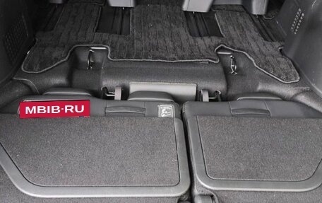 Honda Stepwgn, 2022 год, 2 230 000 рублей, 11 фотография