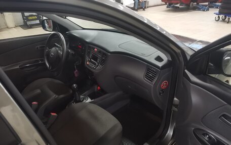 KIA Rio II, 2010 год, 615 000 рублей, 8 фотография