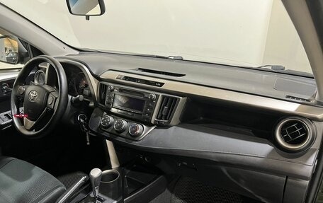 Toyota RAV4, 2013 год, 1 750 000 рублей, 24 фотография