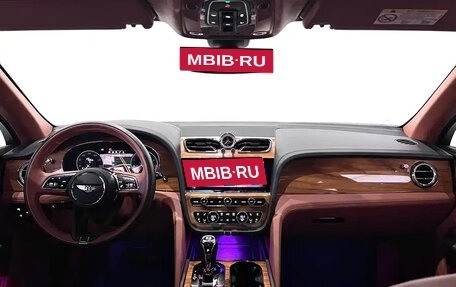 Bentley Bentayga I, 2021 год, 28 524 400 рублей, 19 фотография