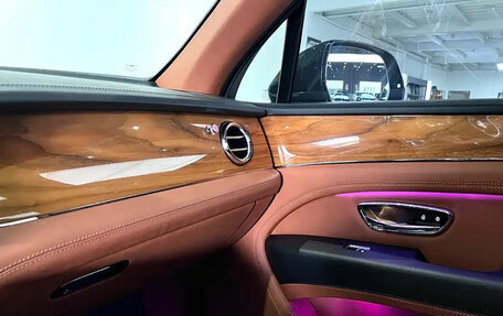 Bentley Bentayga I, 2021 год, 28 524 400 рублей, 28 фотография