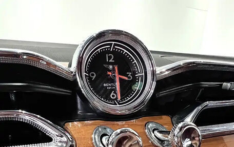 Bentley Bentayga I, 2021 год, 28 524 400 рублей, 33 фотография