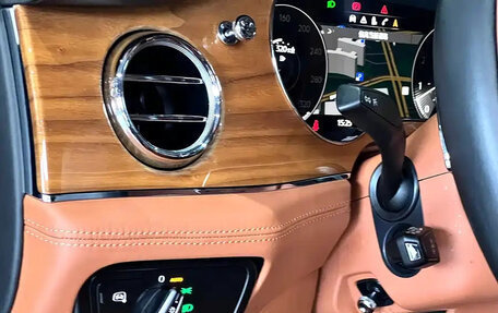 Bentley Bentayga I, 2021 год, 28 524 400 рублей, 36 фотография