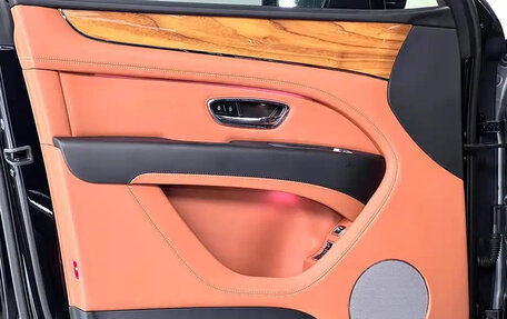 Bentley Bentayga I, 2021 год, 28 524 400 рублей, 40 фотография