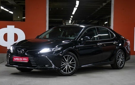 Toyota Camry, 2023 год, 4 298 000 рублей, 1 фотография