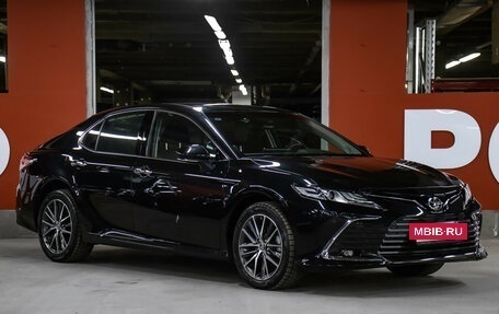 Toyota Camry, 2023 год, 4 298 000 рублей, 3 фотография