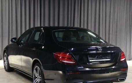 Mercedes-Benz E-Класс, 2019 год, 2 939 000 рублей, 4 фотография