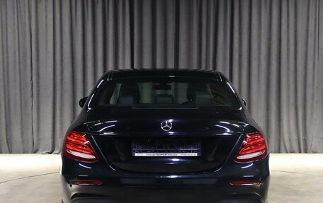 Mercedes-Benz E-Класс, 2019 год, 2 939 000 рублей, 16 фотография