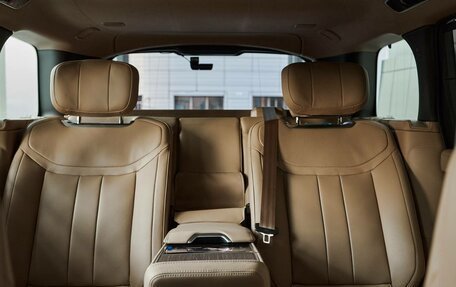 Land Rover Range Rover IV рестайлинг, 2025 год, 28 000 000 рублей, 26 фотография