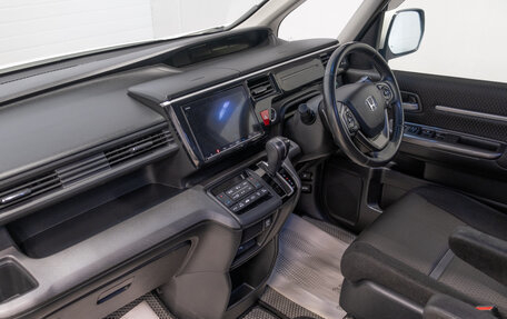 Honda Stepwgn IV, 2019 год, 2 469 000 рублей, 10 фотография