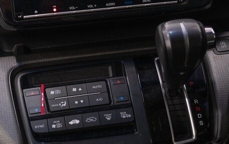 Honda Stepwgn IV, 2019 год, 2 469 000 рублей, 20 фотография