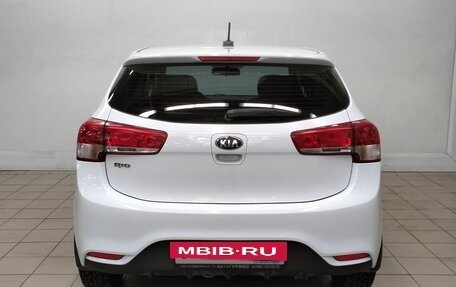 KIA Rio III рестайлинг, 2017 год, 890 000 рублей, 3 фотография