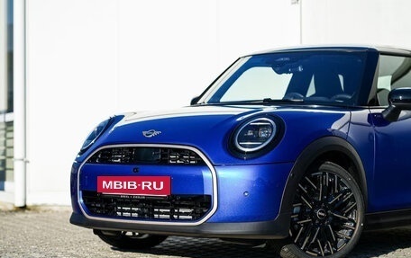 MINI Hatch, 2025 год, 4 400 000 рублей, 2 фотография