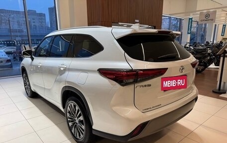 Toyota Highlander, 2025 год, 5 850 000 рублей, 7 фотография
