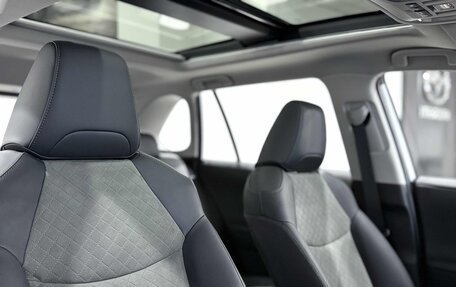 Toyota RAV4, 2025 год, 4 550 000 рублей, 19 фотография