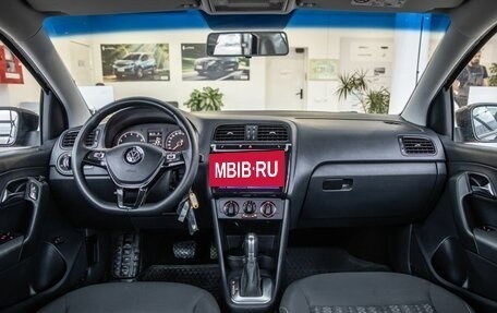 Volkswagen Polo VI (EU Market), 2016 год, 1 098 000 рублей, 14 фотография